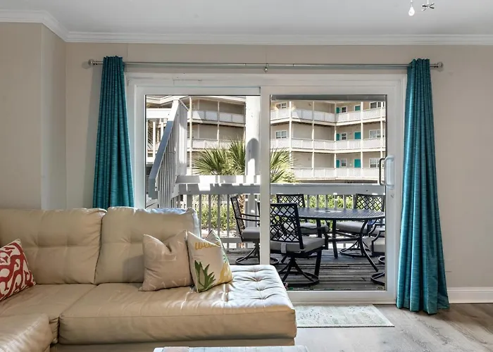 Boardwalk F3 Holiday home